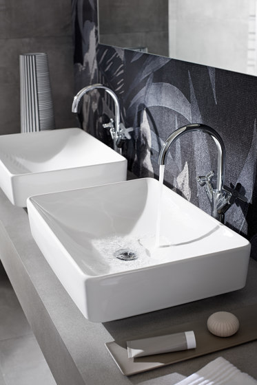 VariForm | countertop washbasin rectangular with tap hole bench | Lavabos | Geberit