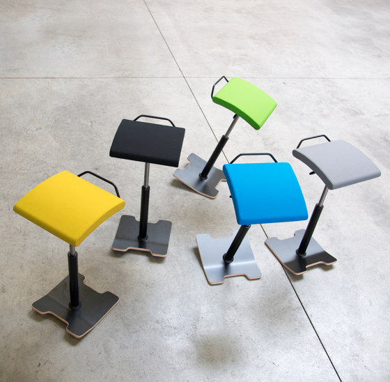 sella activa | Standing seat | Tabourets assis-debout | lento