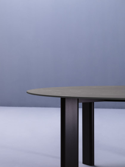 Plinto Sit & Eat | Ensembles table et chaises | Varaschin