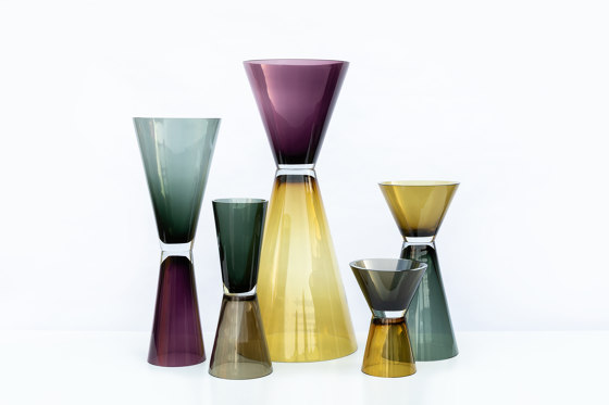Taper Vessel Shape 3 | Vases | SkLO