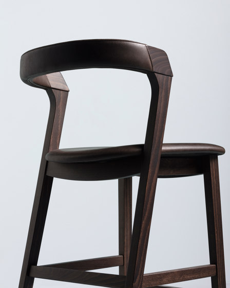 ARCO Stackable Chair 1.01.I | Chairs | Cantarutti