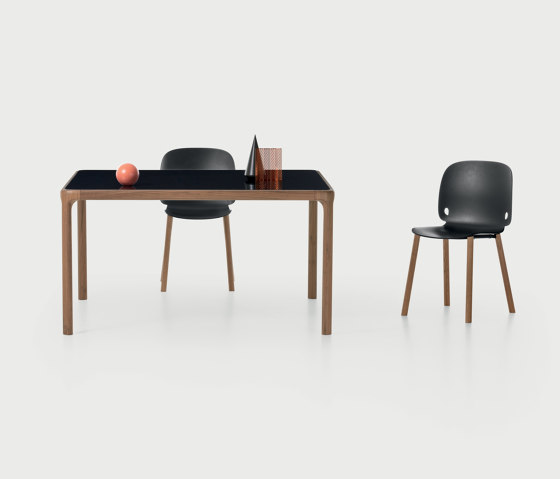 Inari Chair without armrests | Chairs | Pianca
