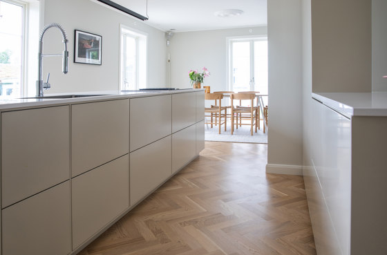 Herringbone Parquet Matte Lacquer | Stockholm, Oak | Wood flooring | Bjelin