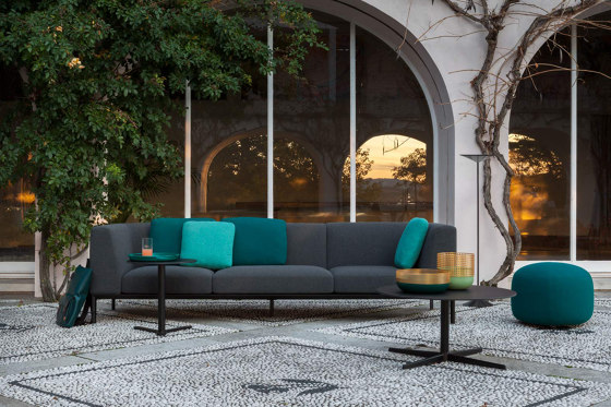 Add Soft Outdoor - pouf | Tables basses | lapalma