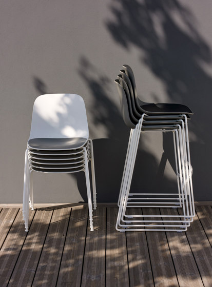 Seela Outdoor | Bar stools | lapalma