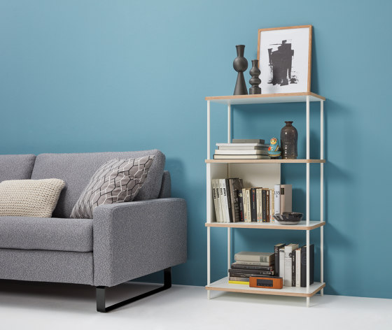 Pal shelf 
laquered in 20 colours
60 cm width | Shelving | Müller small living