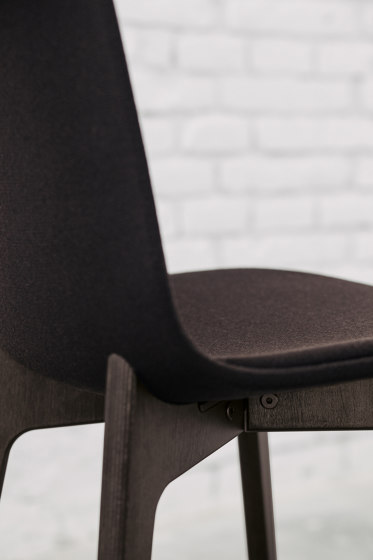 Lottus spin wood stool | Sgabelli bancone | ENEA