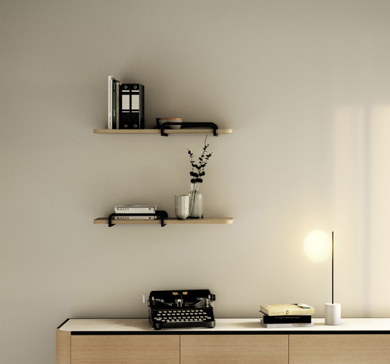 Adara Wall Shelves with lateral structures | Scaffali | Momocca