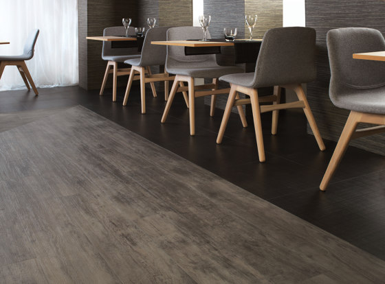Spacia Woods - 0,55 mm | Smoked Timber | Synthetic panels | Amtico