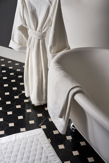 Home Boutique | Pure linen guest towel | Towels | Devon&Devon