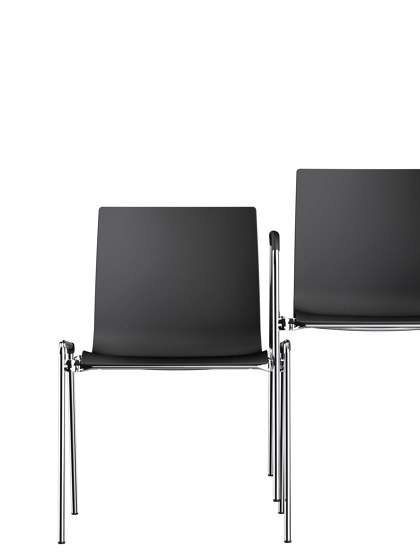 S 260 F | Chairs | Thonet