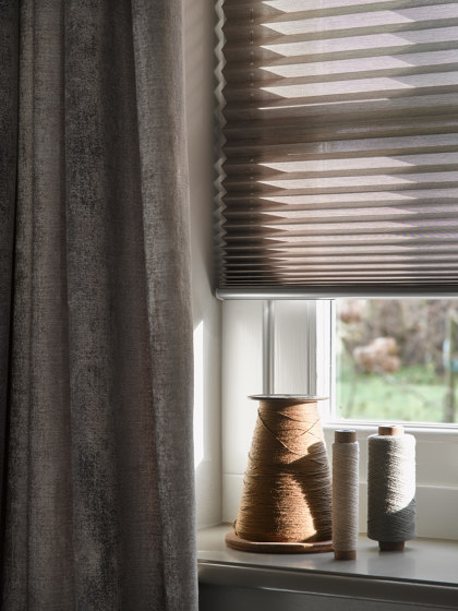 Pleated Blinds | Cord operated systems | Ann Idstein