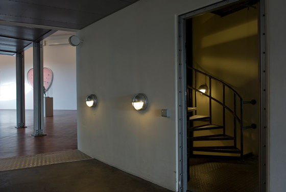 Skot Aplique | Lámparas exteriores de pared | Louis Poulsen