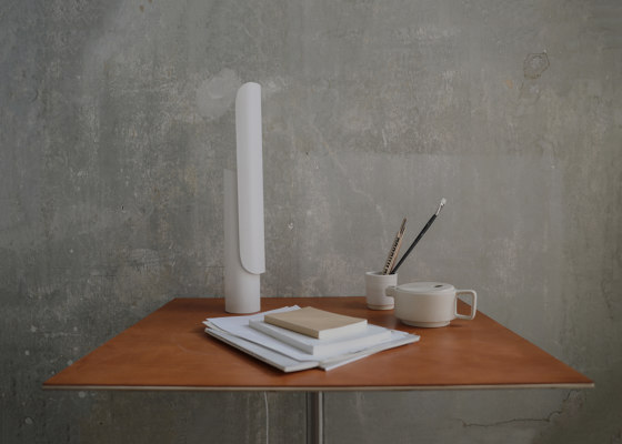 T-lamp l table l white | Table lights | Frama