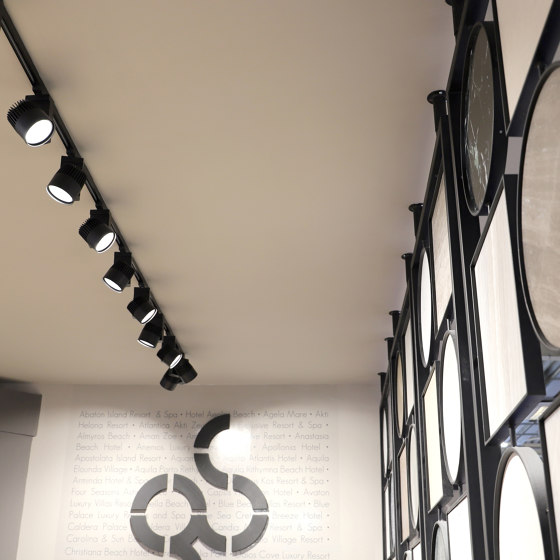 Uber 2 Tr S.S.LED | Lichtsysteme | BRIGHT SPECIAL LIGHTING S.A.