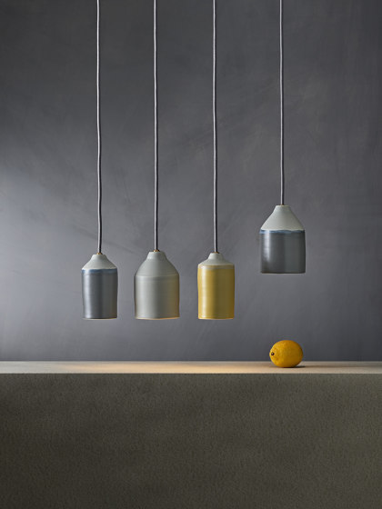 Morandi Light Grey (wide) | Pendelleuchten | Hand & Eye Studio