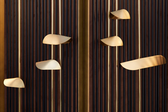 Anodine floor | Free-standing lights | Paolo Castelli