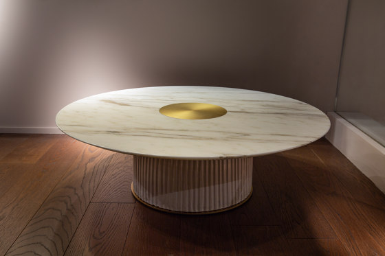 Dione coffee tables | Tables basses | Paolo Castelli