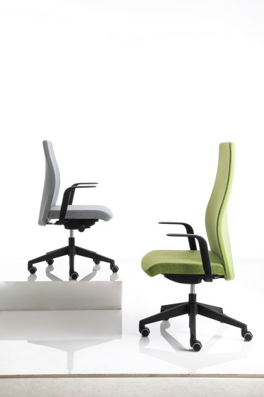 SmartOffice | Chairs | Luxy
