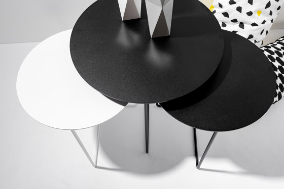 Solid 02 Side Table | Tavolini alti | weld & co