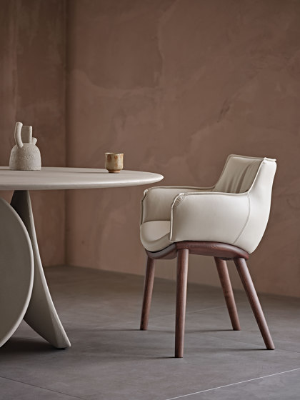 Rhonda Cantilever | Chairs | Cattelan Italia