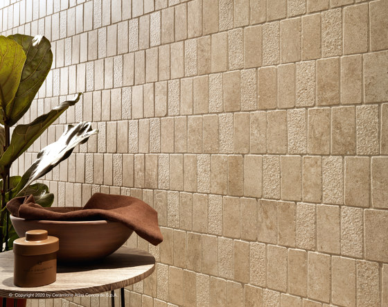 Lims Beige Mosaico Tumbled 30x30 | Ceramic tiles | Atlas Concorde