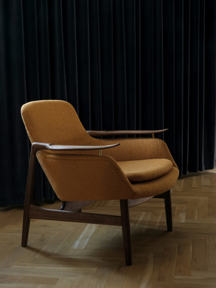 53 Chair | Fauteuils | House of Finn Juhl - Onecollection