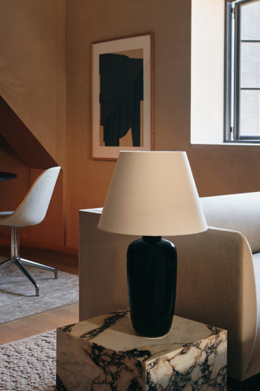 Torso Table Lamp, Portable, Ruby | Tischleuchten | Audo Copenhagen