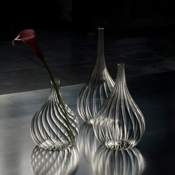 Lukovki M | Vases | HANDS ON DESIGN