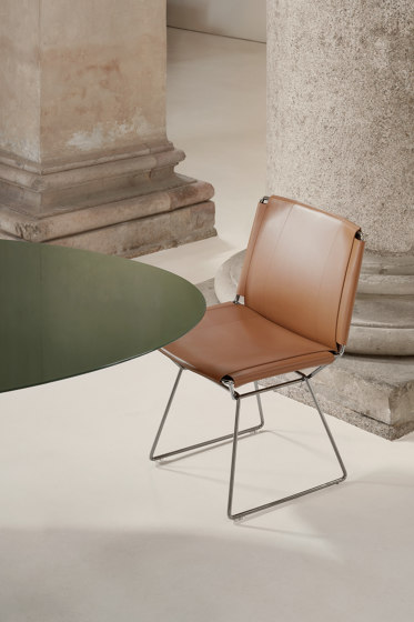 Neil Leather Stool | Counter stools | MDF Italia