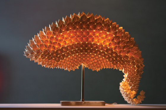 Dragon's Tail Table Lamp | Lampade tavolo | Kenneth Cobonpue