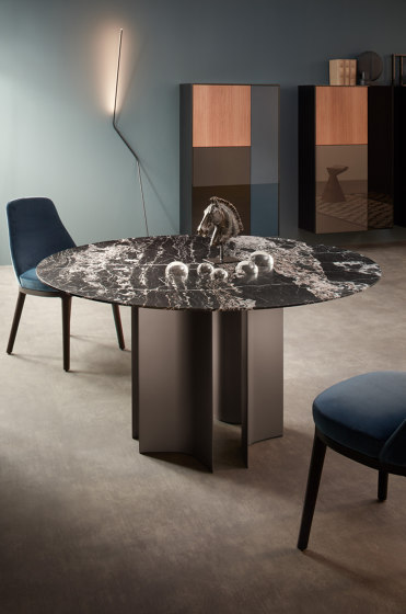 Gullwing | Dining tables | LEMA
