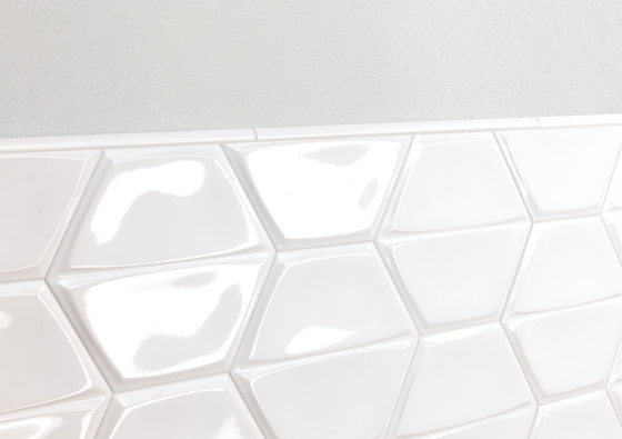 Magnolia Bright White | Ceramic tiles | Settecento