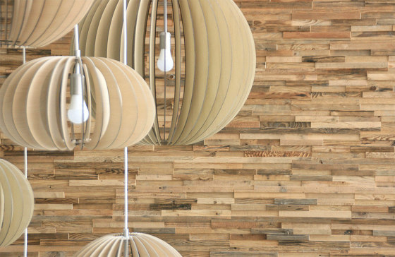 A priori | Wandverkleidung | Holz Platten | Wooden Wall Design