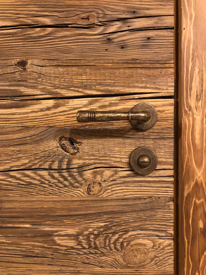 Holztüren | Altholz Tür | Vertikal | Innentüren | Wooden Wall Design