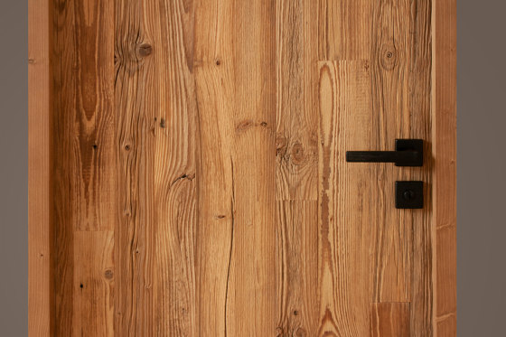 Wood Doors | Reclaimed wood door | Horizontal | Internal doors | Wooden Wall Design