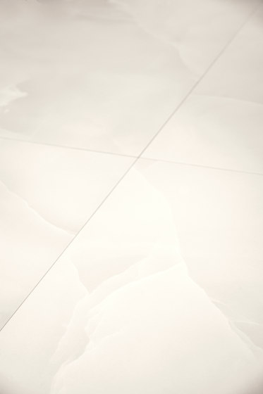 Prestigio Onix White | Ceramic tiles | Refin