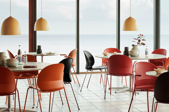 N02™ Recycle | Chair  | N02-30 | Dark orange | Polished aluminum base | Stühle | Fritz Hansen