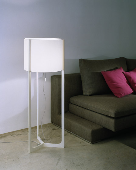 Nirvana Mini table lamp | Tischleuchten | Carpyen