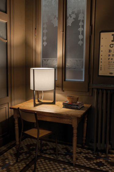 Nirvana Mini table lamp | Luminaires de table | Carpyen