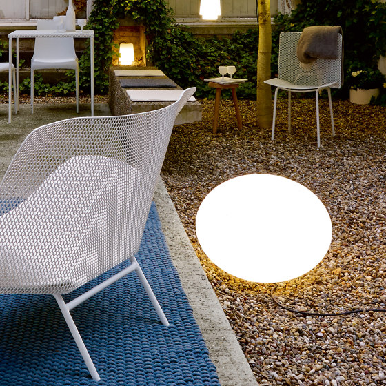 Globe Indoor | Outdoor | Lampe A Poser | Luminaires de table | Ligne Roset