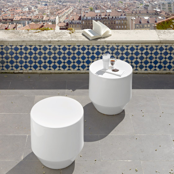 Soixante 3 | Table D'Appoint Blanc Indoor / Outdoor | Tables basses | Ligne Roset