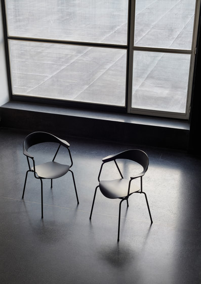 Piun Stuhl mit Gepolsterter Sitz | Stühle | Prostoria
