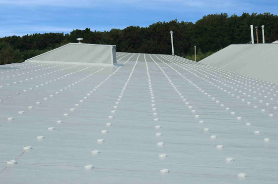 b/s/t Snow Guard System Type 1: for corrugated metal decks | Elementos para techos | b/s/t