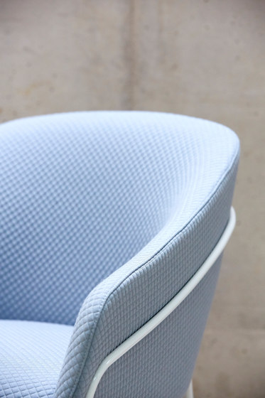Paloma Meeting Chair - Sled Base | Sedie | Boss Design