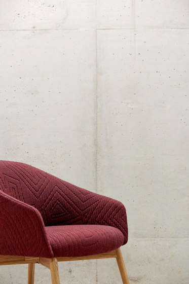 Paloma Lounge Plush Chair - Wooden 4 Leg | Fauteuils | Boss Design