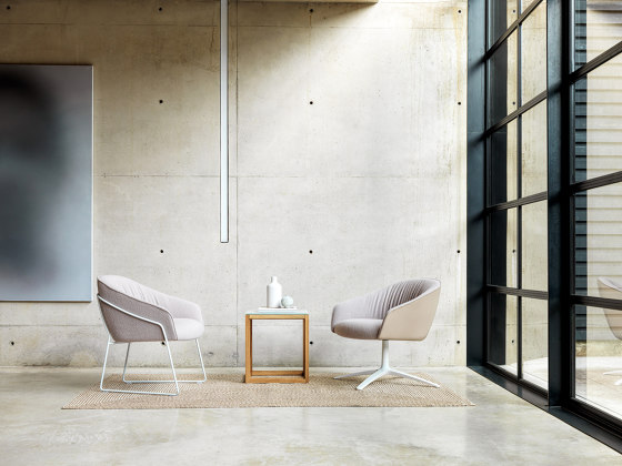 Paloma Meeting Chair - 4 Star with Casters | Chairs | Boss Design