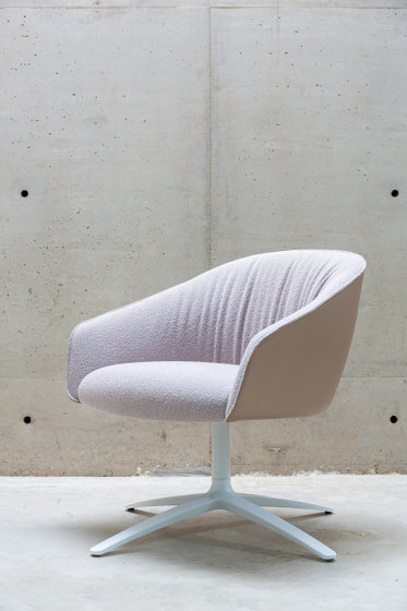 Paloma Lounge Chair - 4 Leg | Sessel | Boss Design