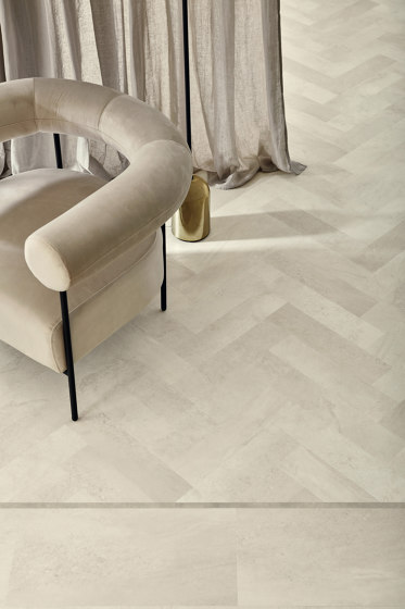 Form Stones - 0,7 mm I Char | Vinyl flooring | Amtico