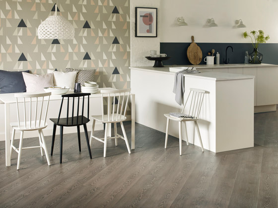Form Woods - 0,7 mm I Burnished Timber | Synthetic tiles | Amtico